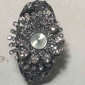 Figaro Couture Women's Gray Floral Cuff Band Analog Watch